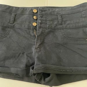 Refugee high waisted black shorts